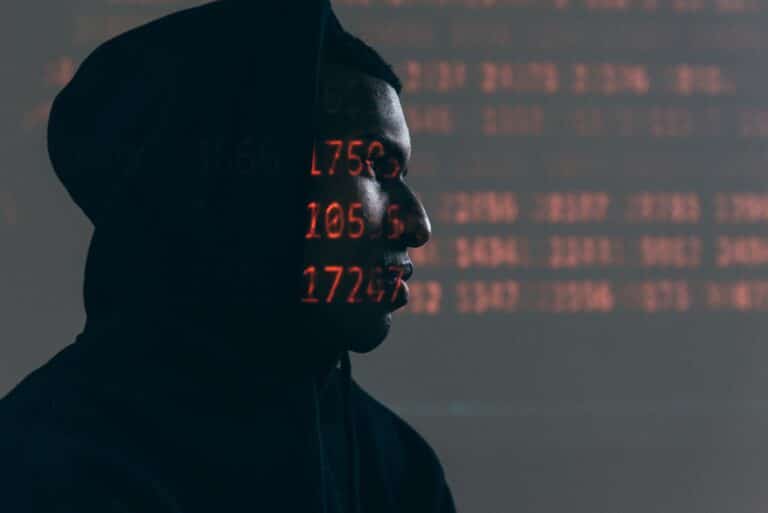 Tracking cyber criminals image
